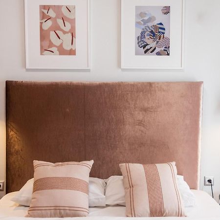 A Luxury & Comfortable Apt In Atena Exterior foto