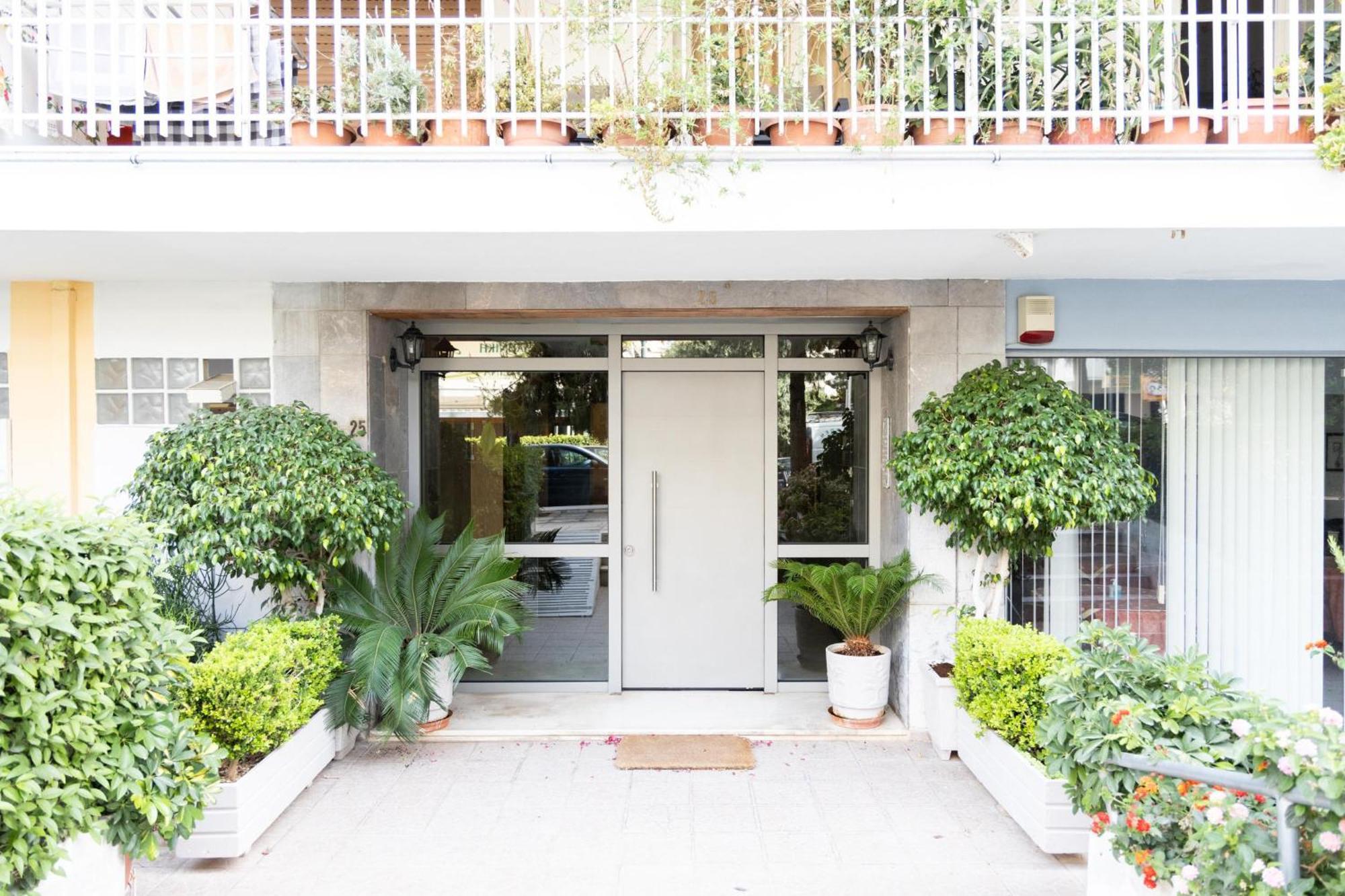A Luxury & Comfortable Apt In Atena Exterior foto